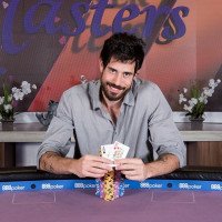 Nick Schulman tok første stikk
